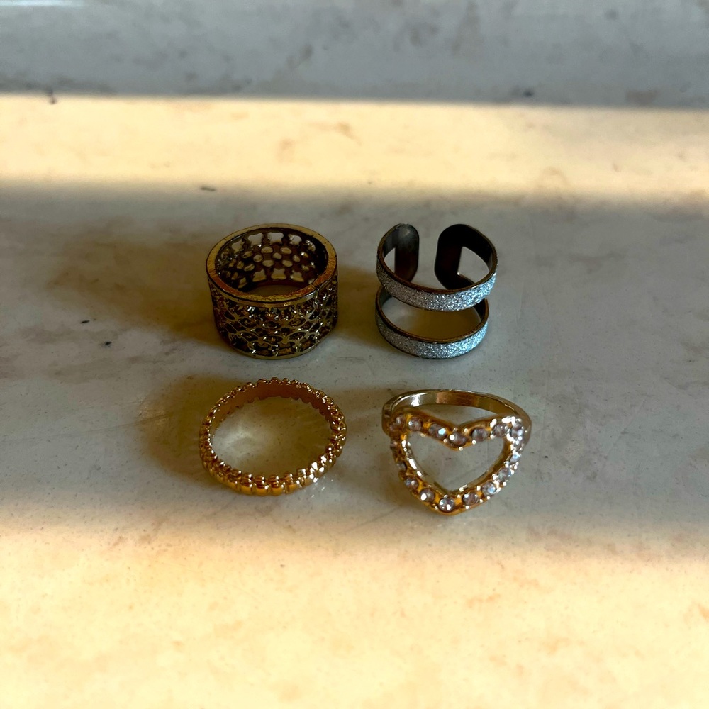 4 pack gold & silver fashion rings - Size 6‎